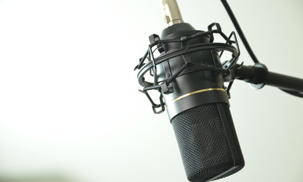 podcast-seo-mastery:-guide-to-making-audio-content-discoverable