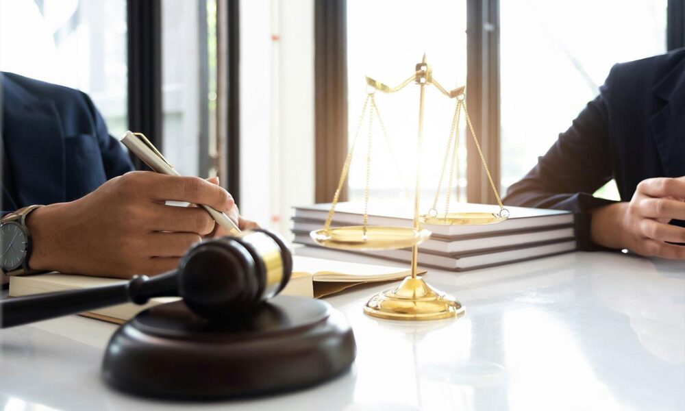 how-an-expungement-lawyer-can-help-you